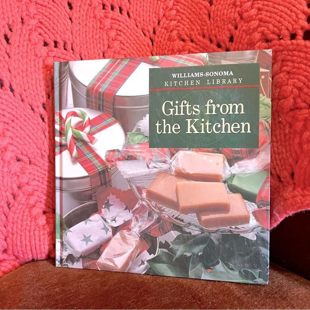 Vintage 1990s Williams - Sonoma Hardcover Gifts From The Kitchen Cookbook